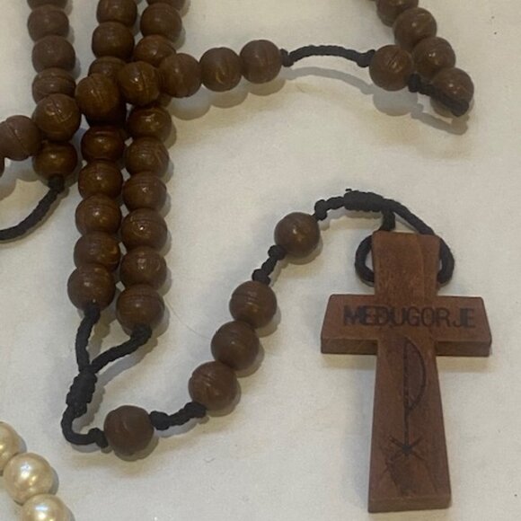 Vintage Faux Pearl necklace Lot. Fashion. 5 necklaces - Picture 4 of 6